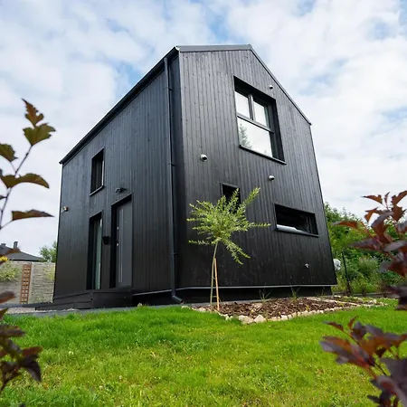 Czarny Amonit - Jura Feriehus *